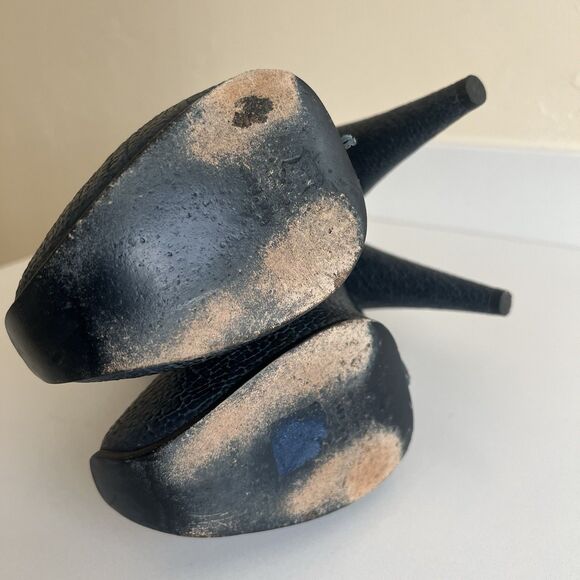 Acne Studios Women’s Araceli Texture Ankle Boots Navy Blue Leather Size 8/38 - Picture 11 of 15